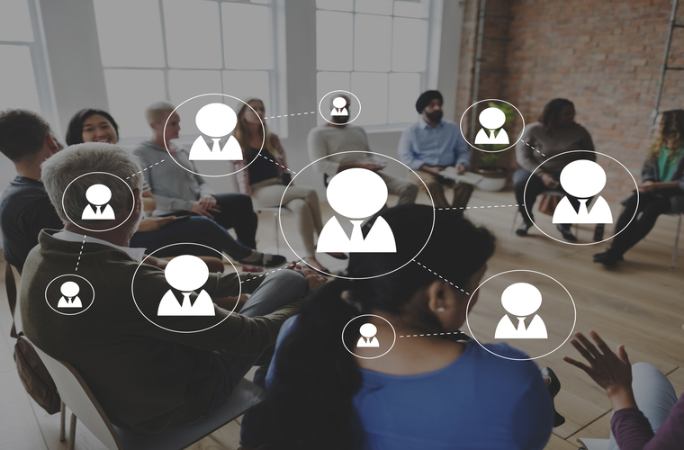 Recrutamento social: como usar redes sociais para atrair os melhores talentos Recrutamento social: como usar redes sociais para atrair os melhores talentos